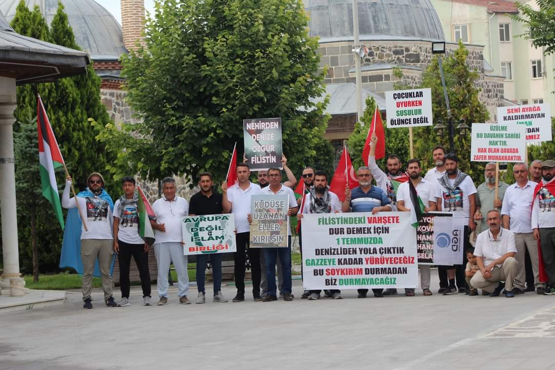 Gazze'ye destekler büyüyor! Grup, Karapınar'a ulaştı