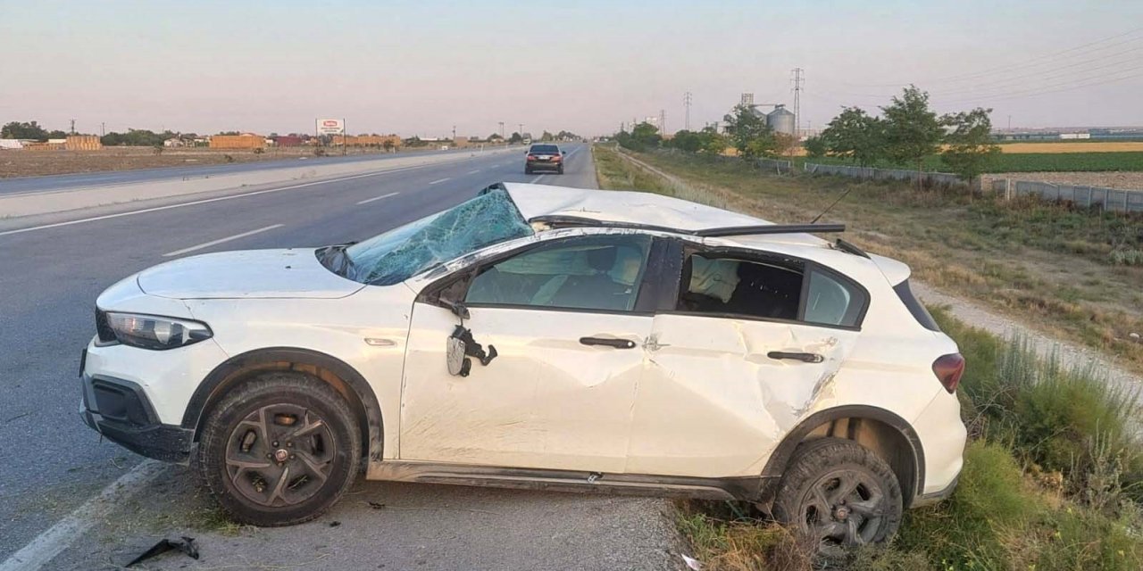 Konya’da otomobil yoldan çıktı: 5 yaralı