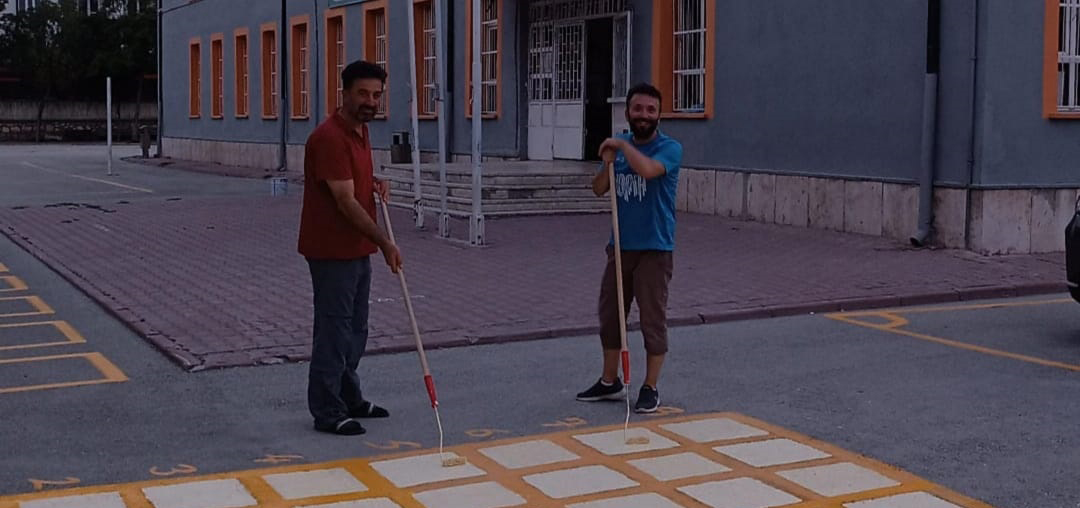 Karatay Yusuf İzzettin Horasanlı İlkokulu'nda hazırlıklar sürüyor