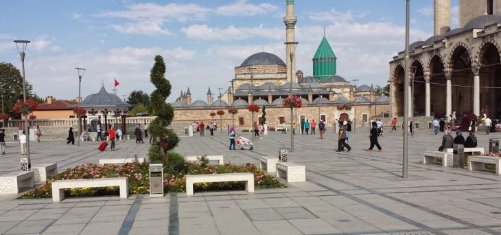 Konya son dönemlerin en hareketli sezonunu yaşıyor! Akın ediyorlar