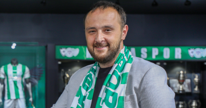 Konyaspor’dan flaş sağ bek transferi açıklaması!