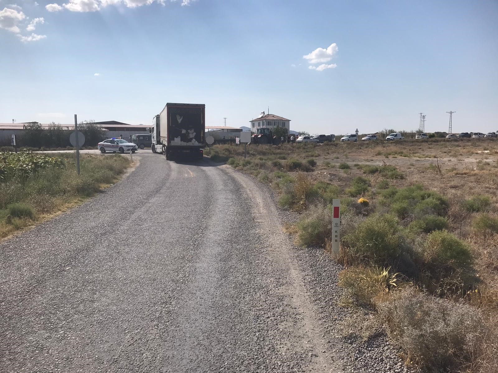 Konya'da tarlada çalışan işçiler kavgaya tutuştu! Çok sayıda kişi yaralandı