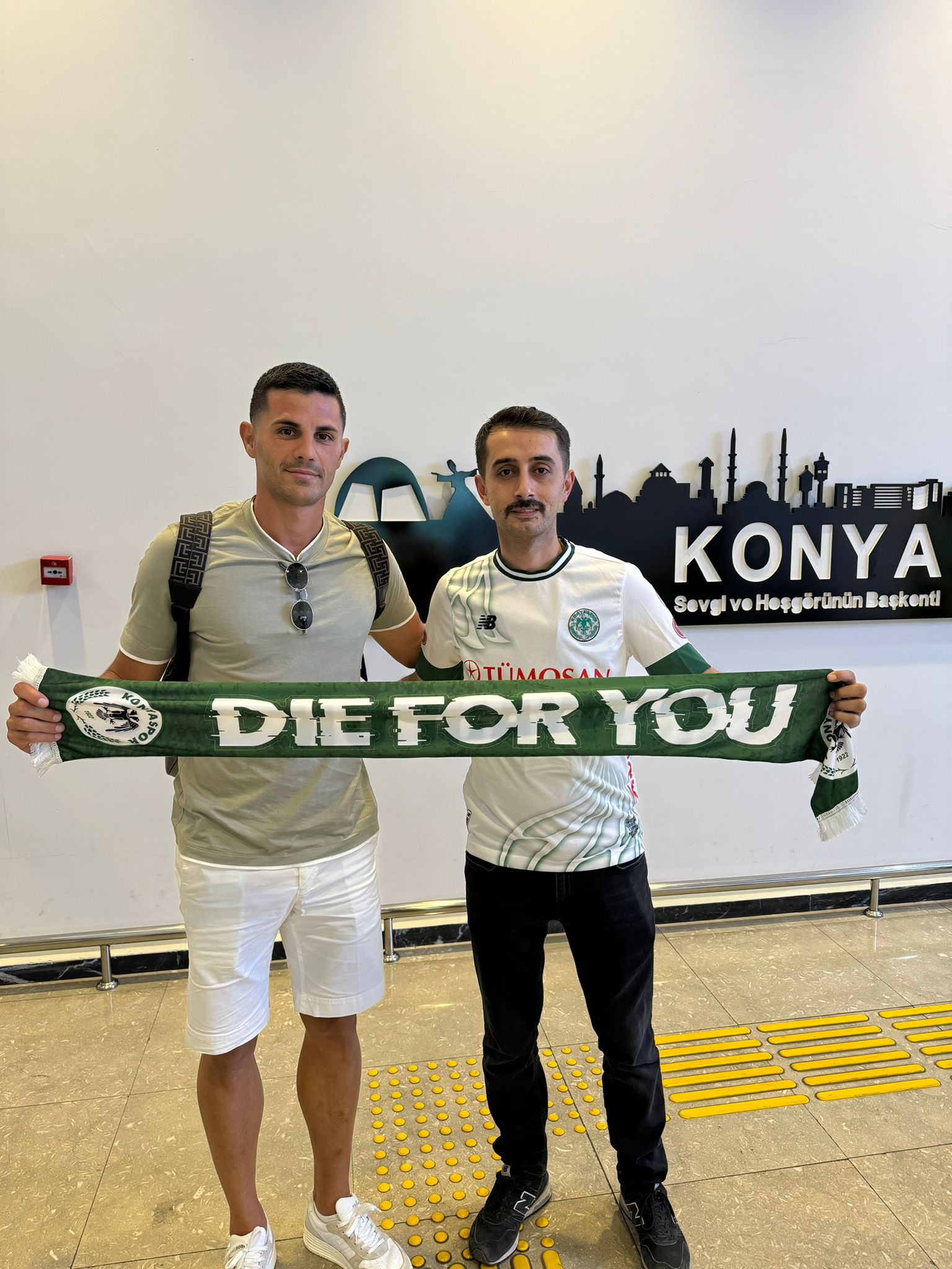 Konyaspor’da bir transfer daha geldi!