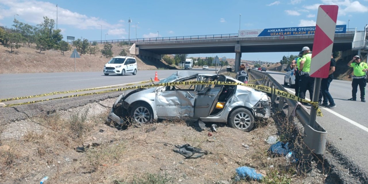 Otomobil takla attı, aynı aileden 1 kişi öldü, 3 kişi yaralandı