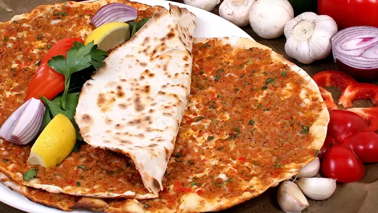 Konyalı esnaftan çılgın kampanya! Sınırsız lahmacun 175 lira