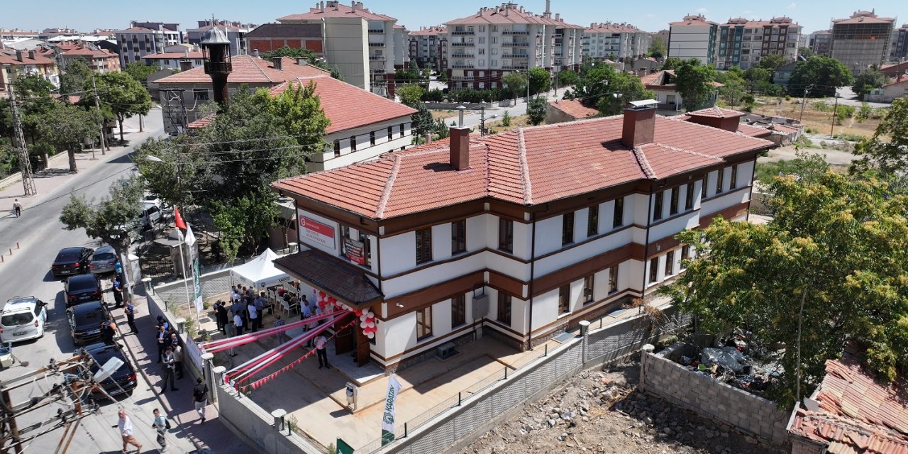 Konya'nın tarih kokan Kuran Kursu hizmete girdi