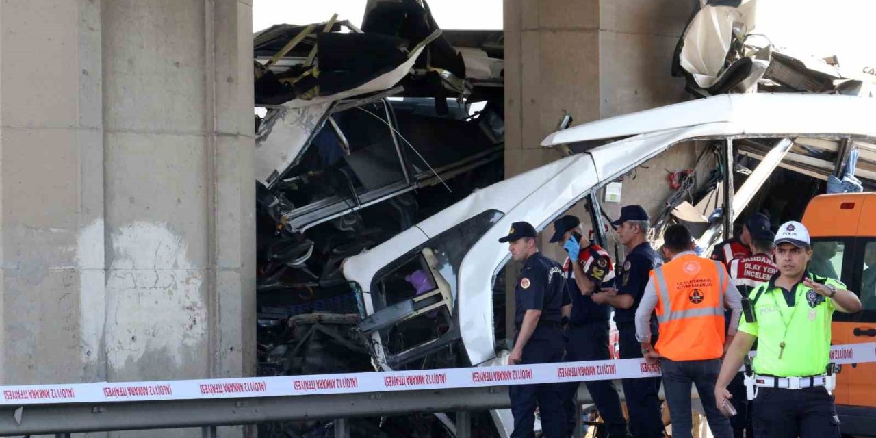 Ankara'da gerçekleşen otobüs kazasındaki 7 yaralının hayati riski sürüyor