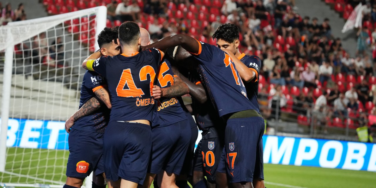 Başakşehir play-off için sahada