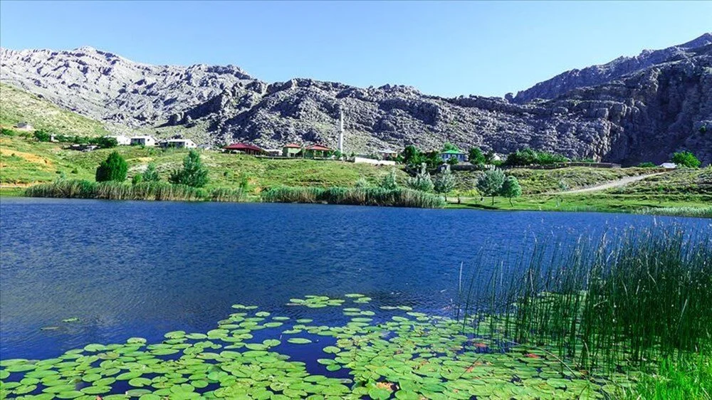 Konya'nın zirvesindeki göl! Torosların içinde bir doğa harikası