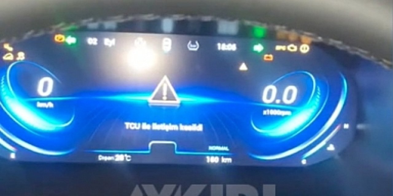 Chery araçlarla ilgili şikayetlere bir yenisi daha eklendi, yağmurda arabanın içi suyla doldu