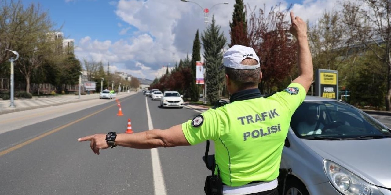 Son bir haftada 450 binden fazla sürücüye ceza kesildi!