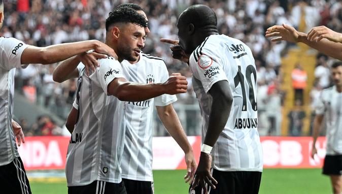 Beşiktaş'ta o isimler ayrılıyor!