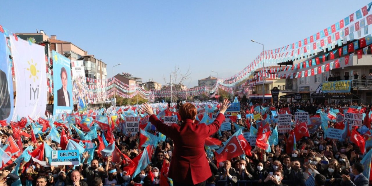 İYİ Parti'de istifa silsilesi sürüyor