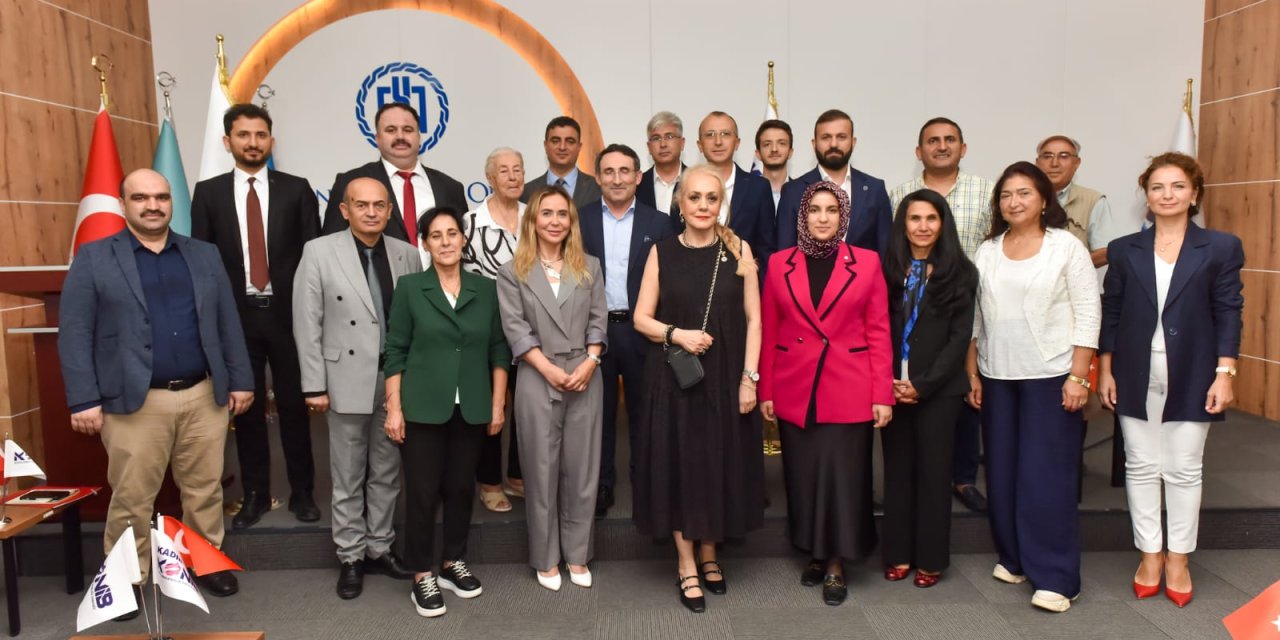 Konya'da aile şirketlerinin sürdürebilirliği konuşuldu