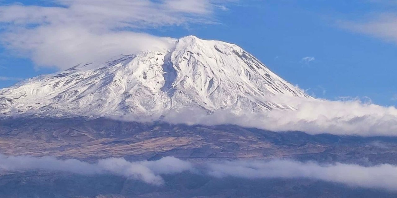 Türkiye’nin çatısı beyaza büründü