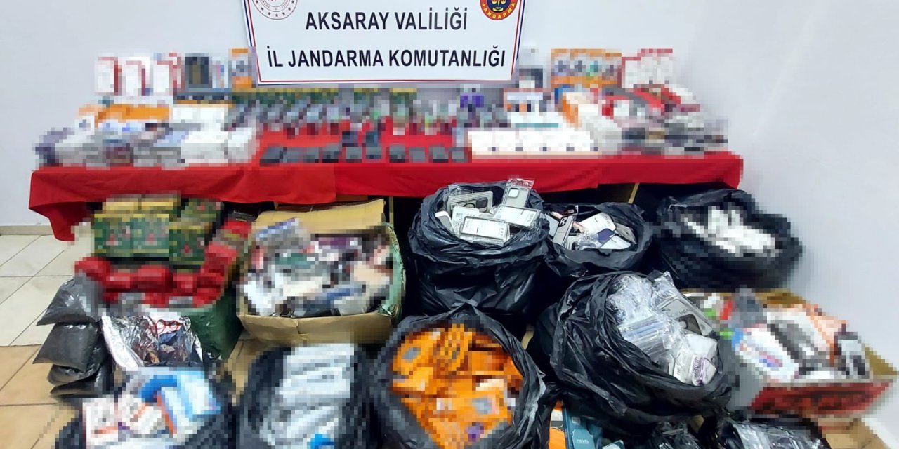 Aksaray'da kaçak telefona geçit verilmedi