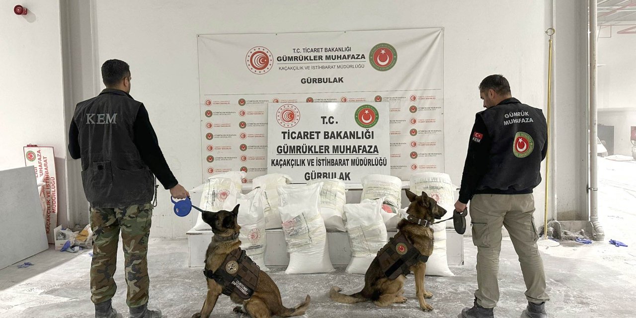 Sınırlarda uyuşturucuya geçit yok! 1,5 ton zehir ele geçirildi