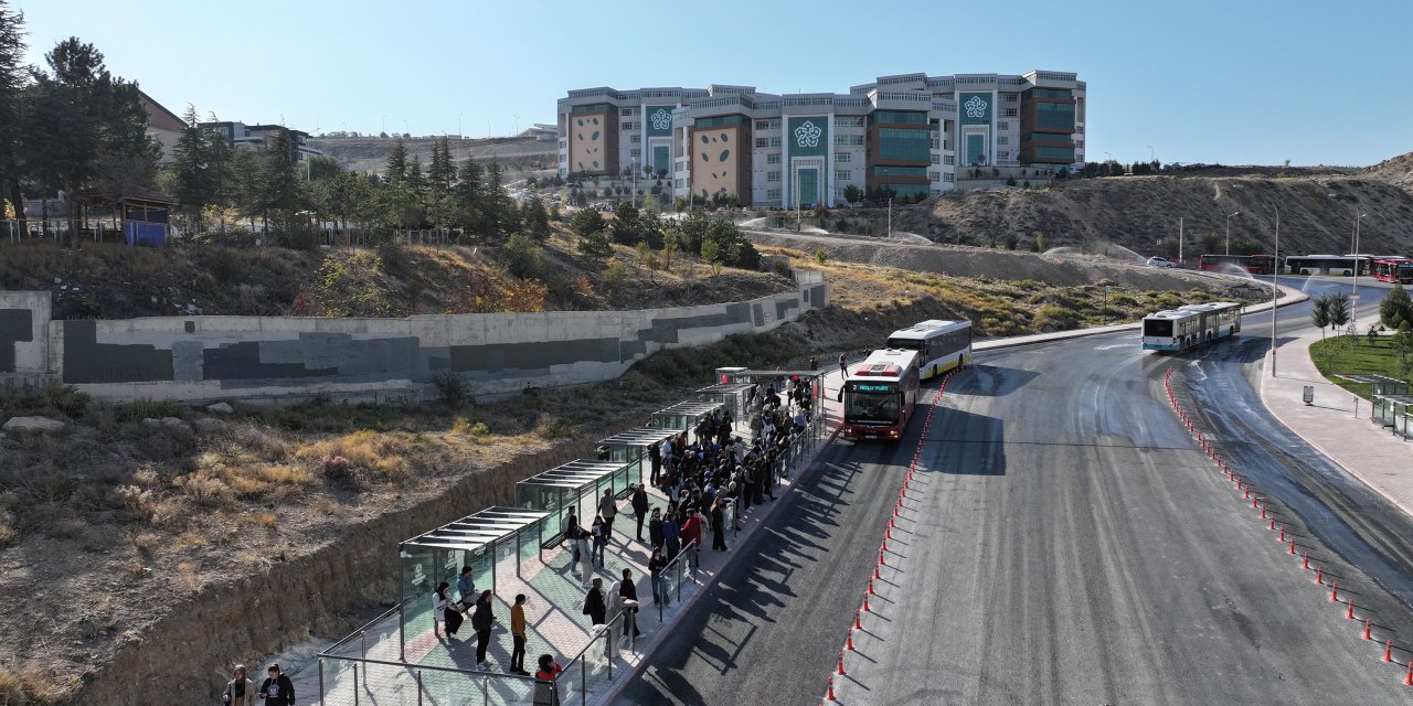 Konya manzaralı üniversiteye turnike sistemi geldi. Büyükşehir tasarruf etti