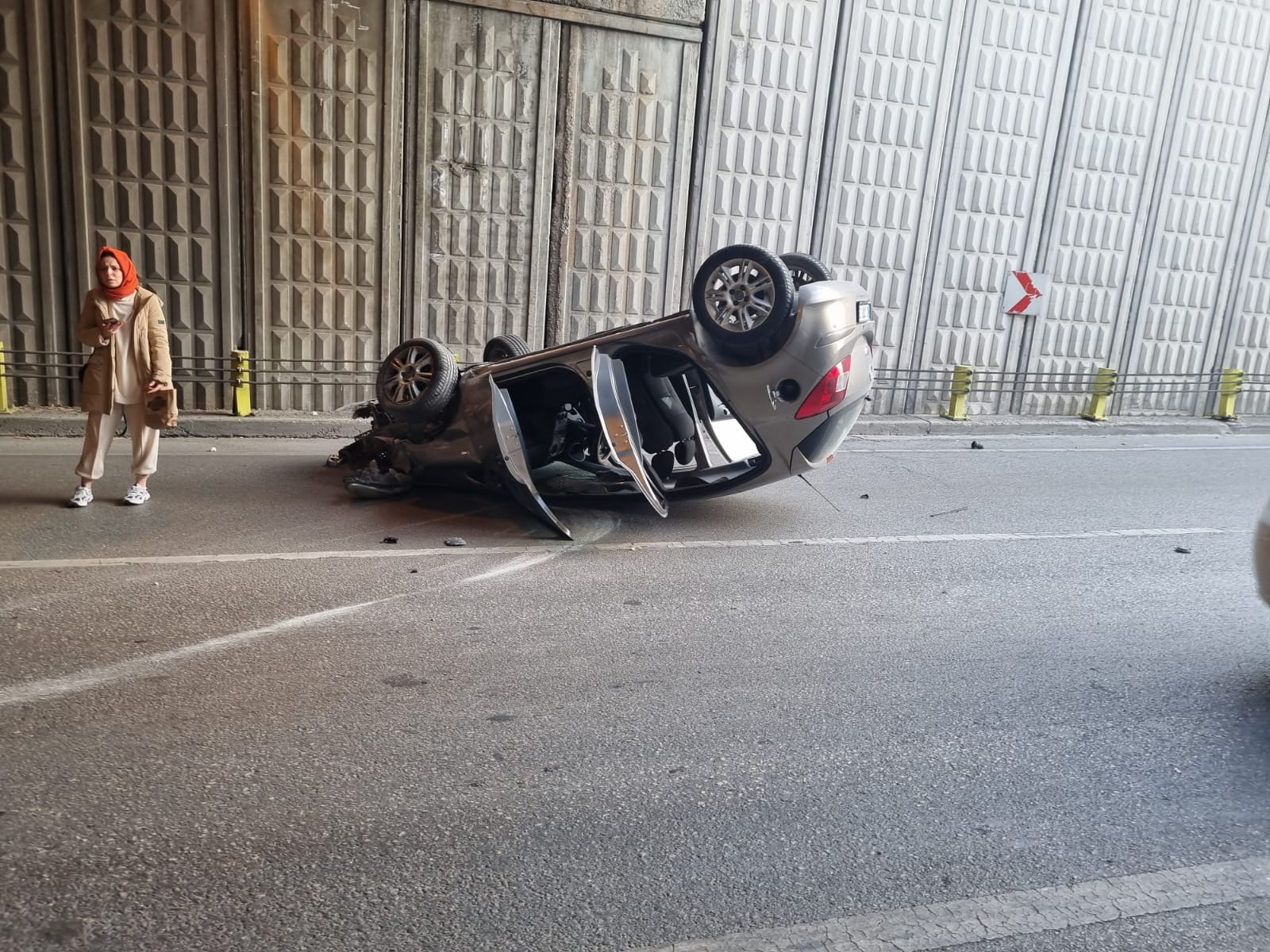 Konya'da alt geçitte feci kaza. Trafiği kilitleyen olayda 2 yaralı var