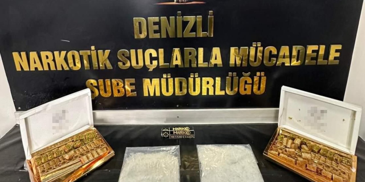 Baklava kutularında kilolarca uyuşturucu ele geçirildi