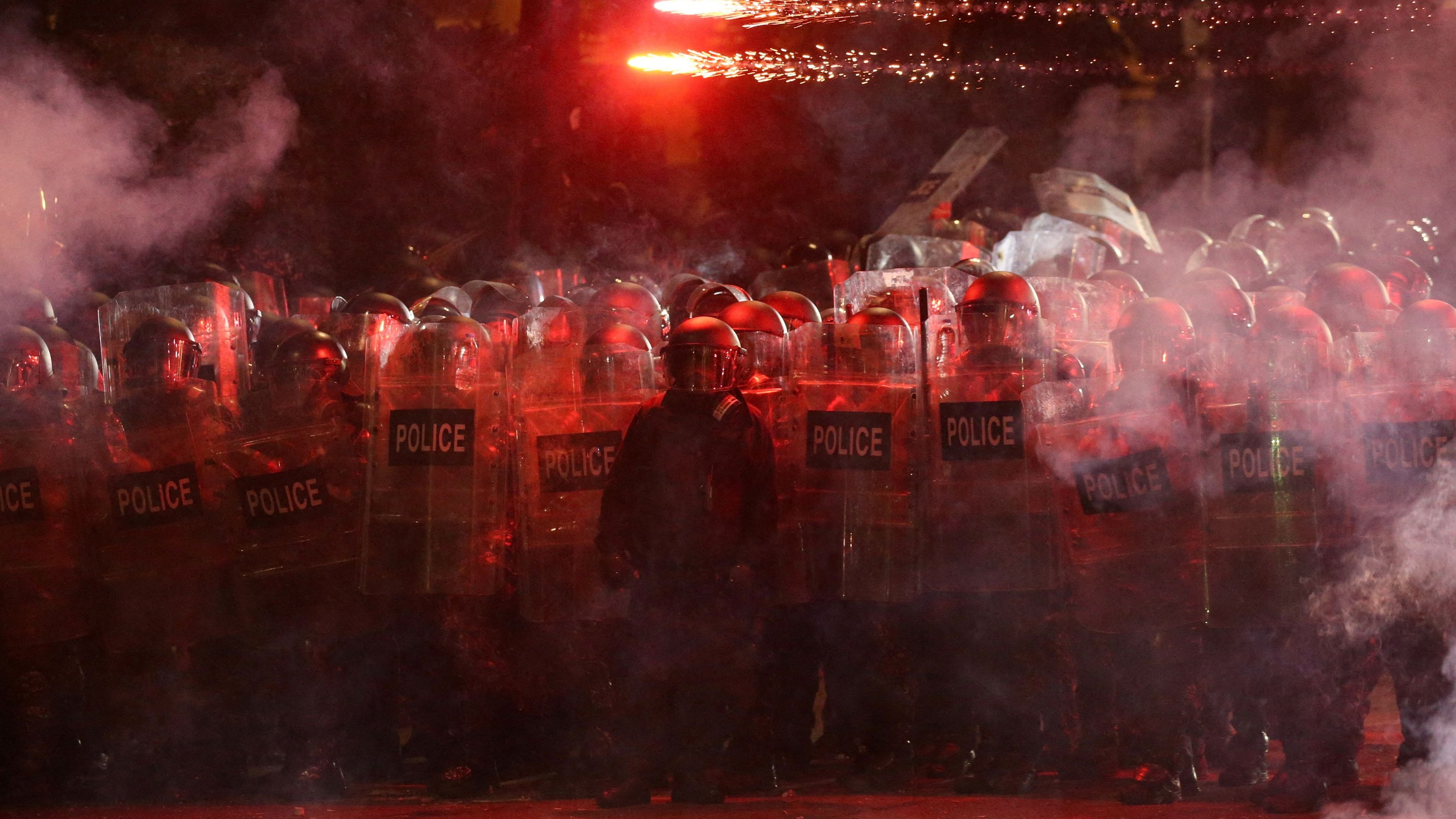 Gürcistan'da seçimlerden sonra sular durulmuyor