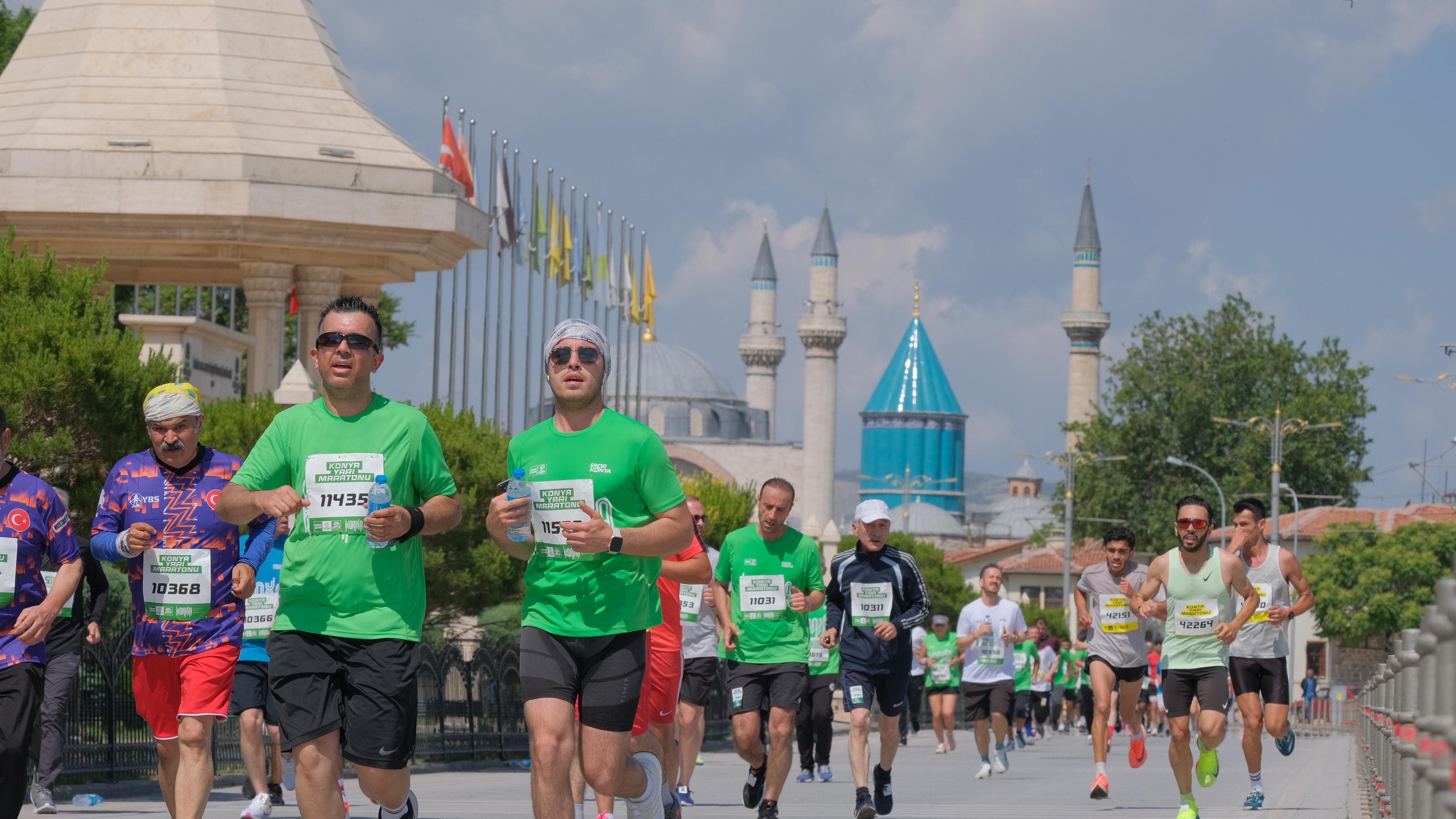 Konya, spor şehri olma yolunda hızla ilerliyor. 220 binden fazla kişi sporla buluştu