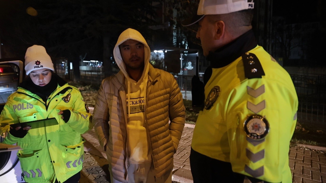 Konya'da alkolü sürücü ile polis arasında ilginç diyalog. "Allah Allah, ben mi düşürdüm?"