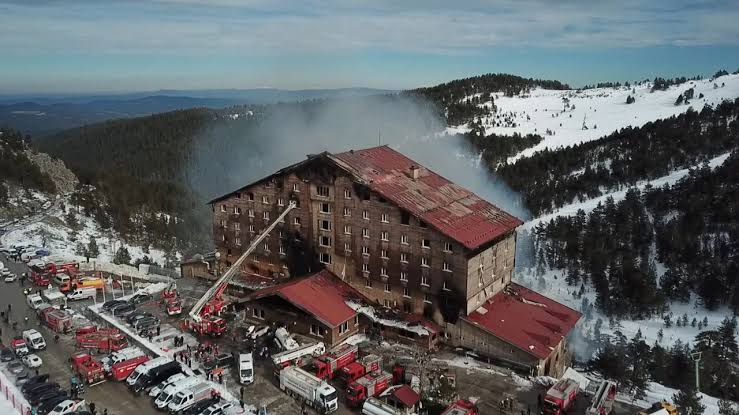 Facia büyüyor: Kartalkaya otel yangınında hayatını kaybedenlerin sayısı 76 oldu