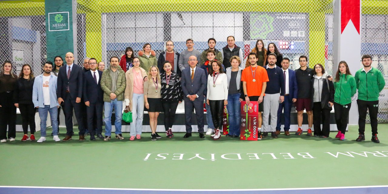 Konya'da tenis turnuvası heyecanı sona erdi