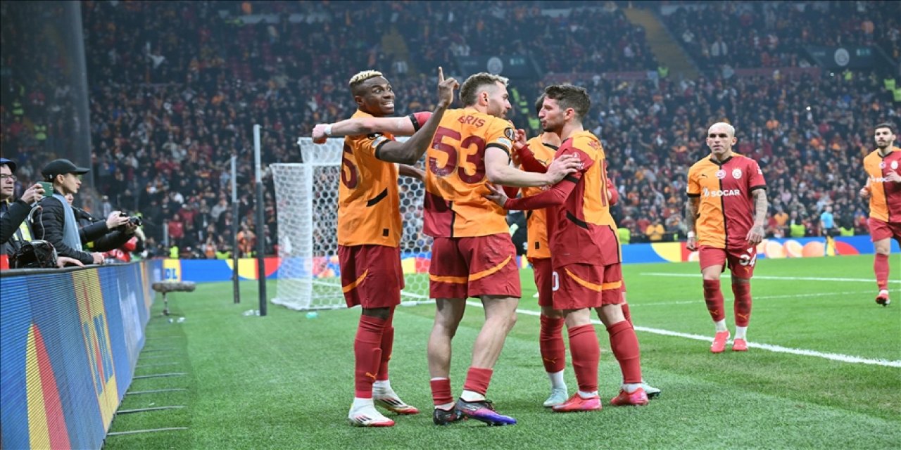 Galatasaray, Hollanda’ya gitti