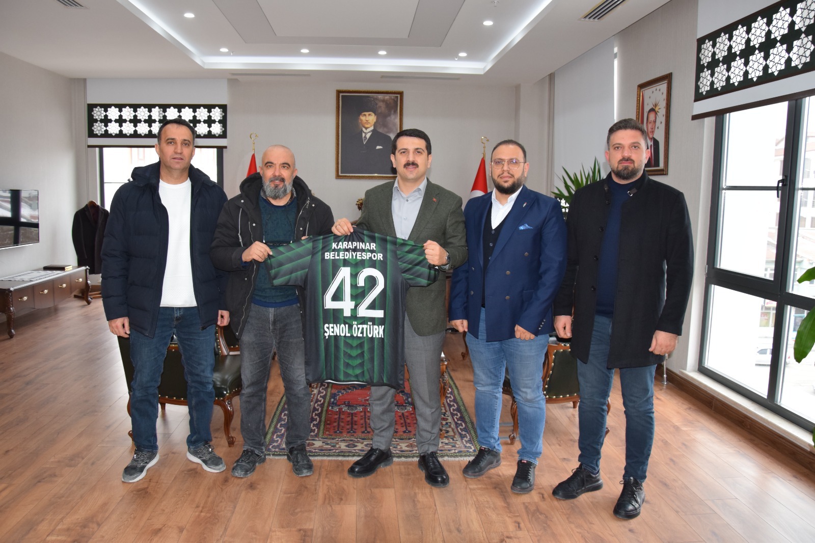 Karapınar Belediyespor'dan Kaymakam Öztürk'e ziyaret