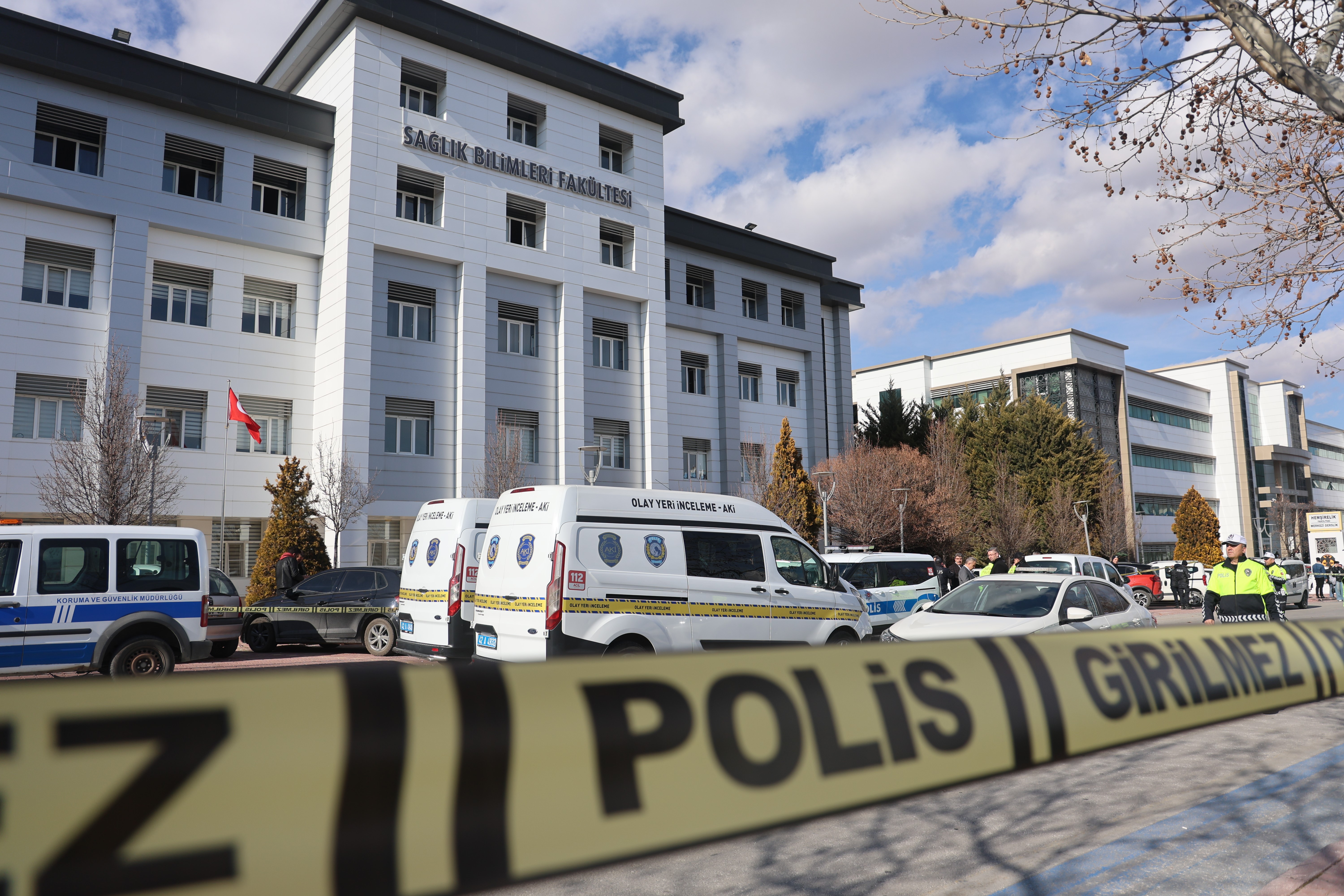 Konya'da dekan yardımcısını vuran öğrenci hayatını kaybetti. Organları bağışlanacak