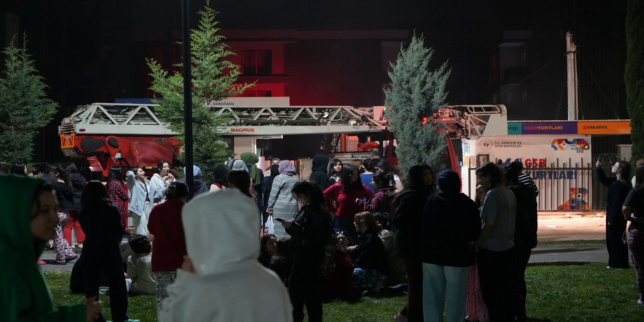Kız yurdundaki yangın felakete dönüşmeden bakın nasıl önlendi