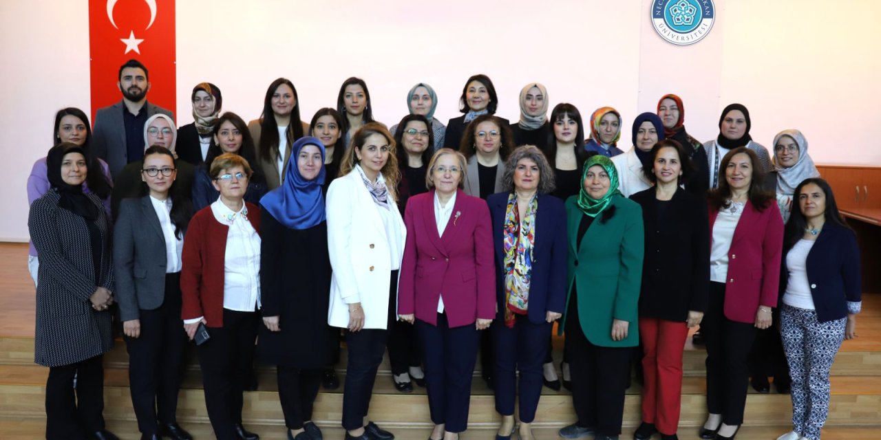 NEÜ Hemşirelik Fakültesinden Akreditasyon başarısı