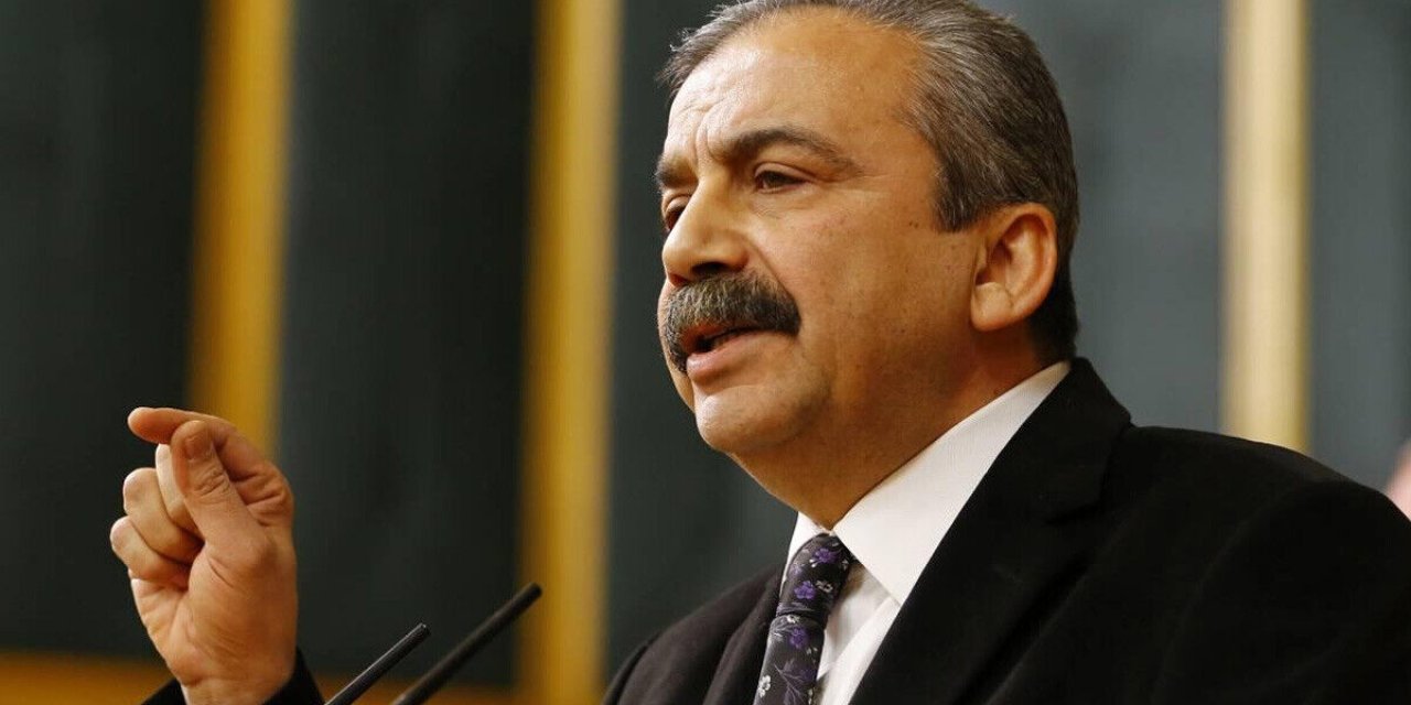Sırrı Süreyya Önder kalp krizi geçirdi