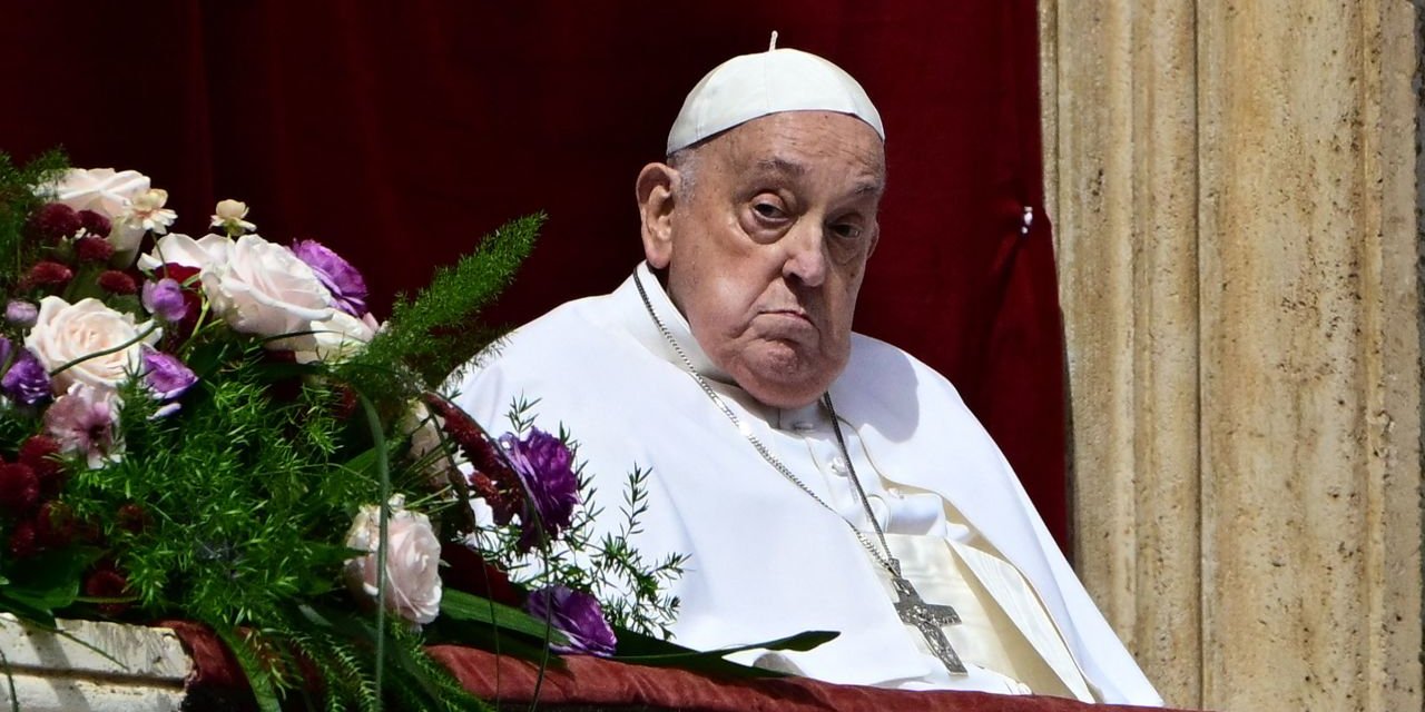 Milyonlarca Hristiyan'ın manevi lideri Papa Francis öldü