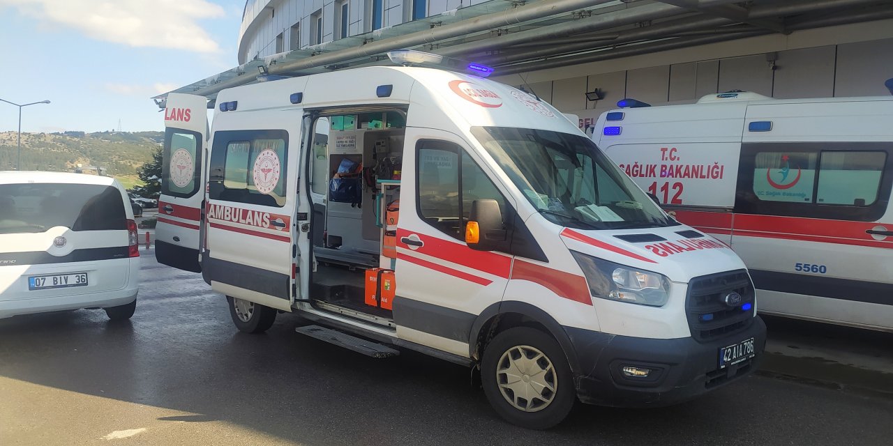 Konya'da hayvan pazarında bıçaklı kavga