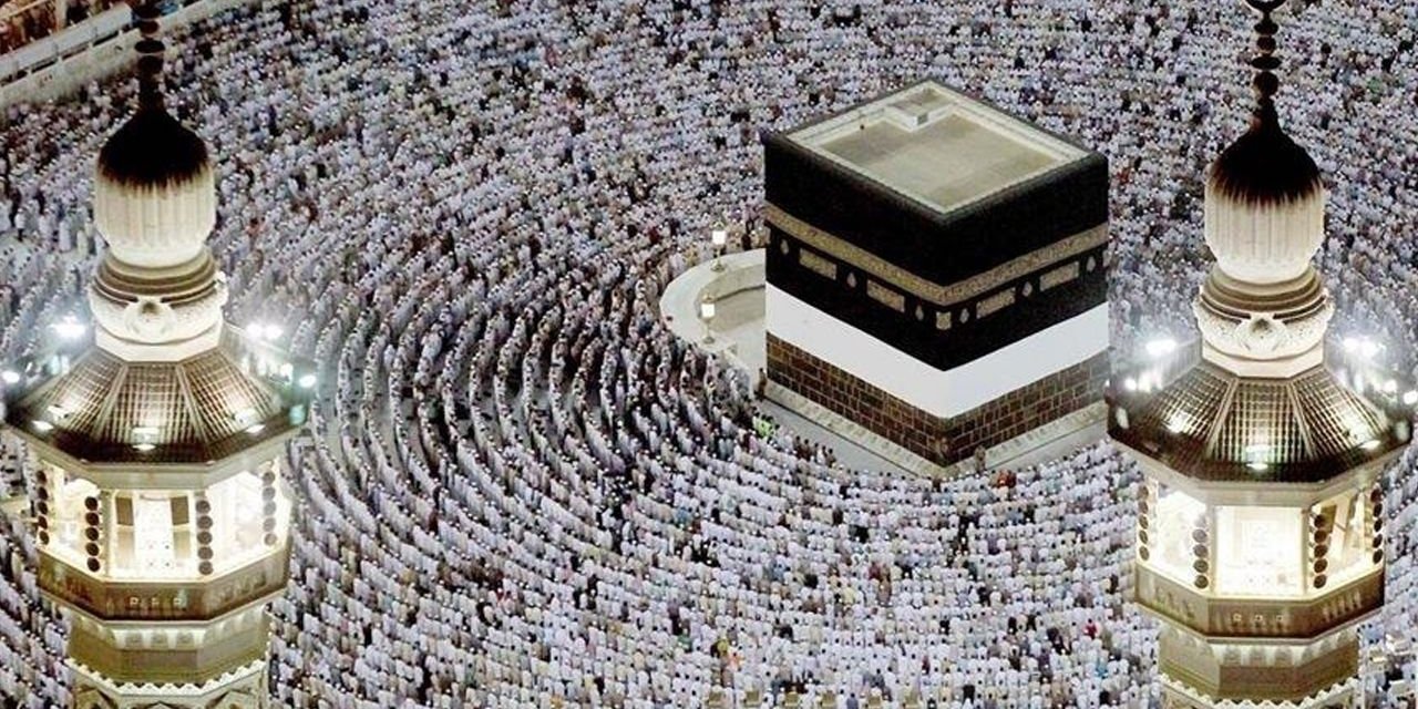 Kabe örtüsüz kalacaktı! O terziler devreye girdi
