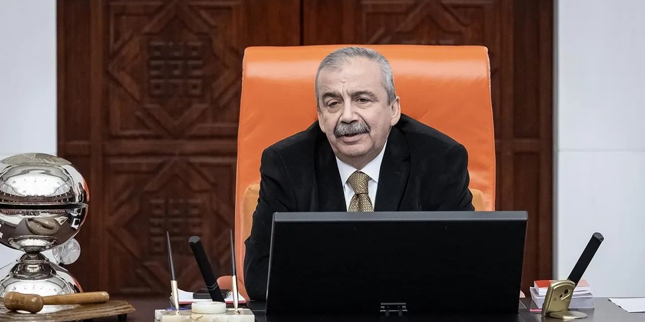 Siyasilerden Sırrı Süreyya Önder için taziye mesajı