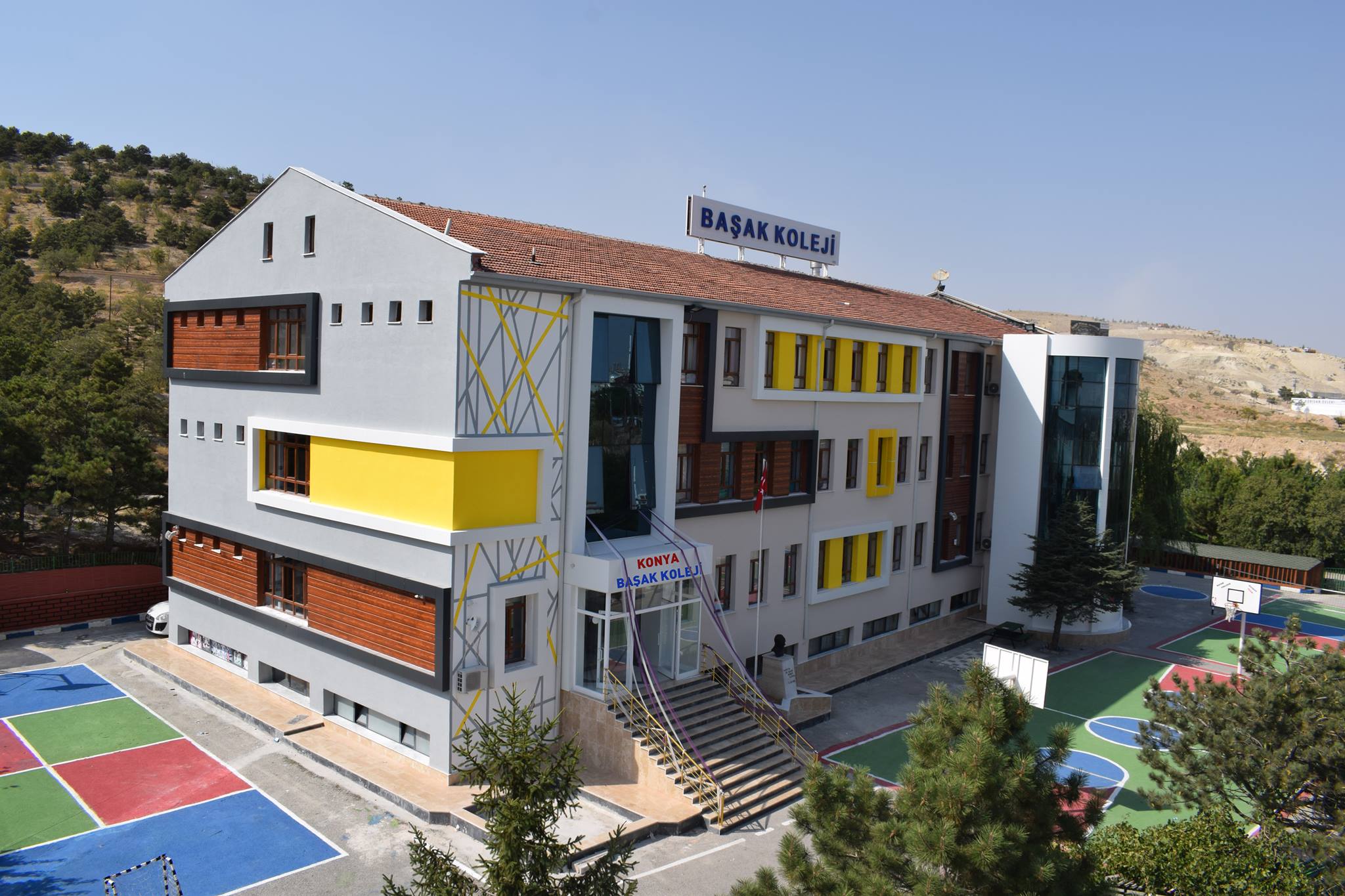 Özel Başak Koleji yarışmada birinci oldu. Değerlendirmeye tam not