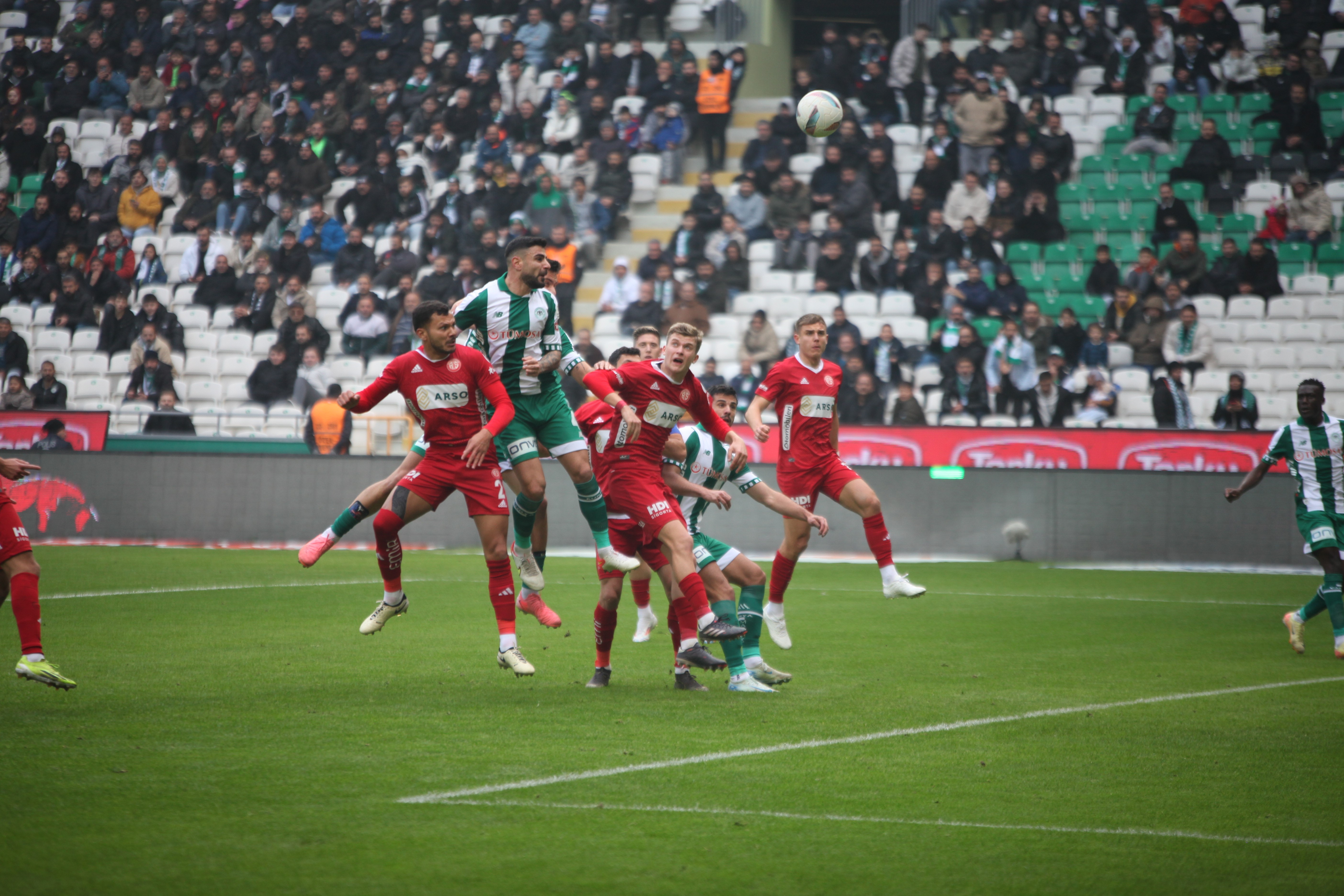 Antalyaspor'un tarihi serisine Konyaspor engeli
