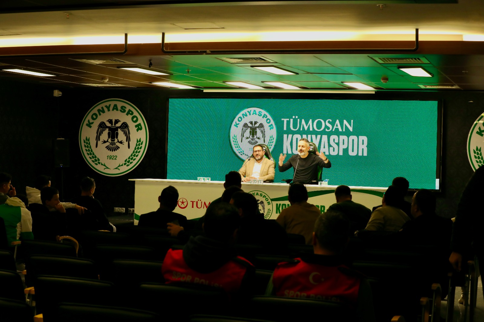 Konyaspor yeni sezon için operasyon yapacak. Tarih verildi düğmeye basılacak