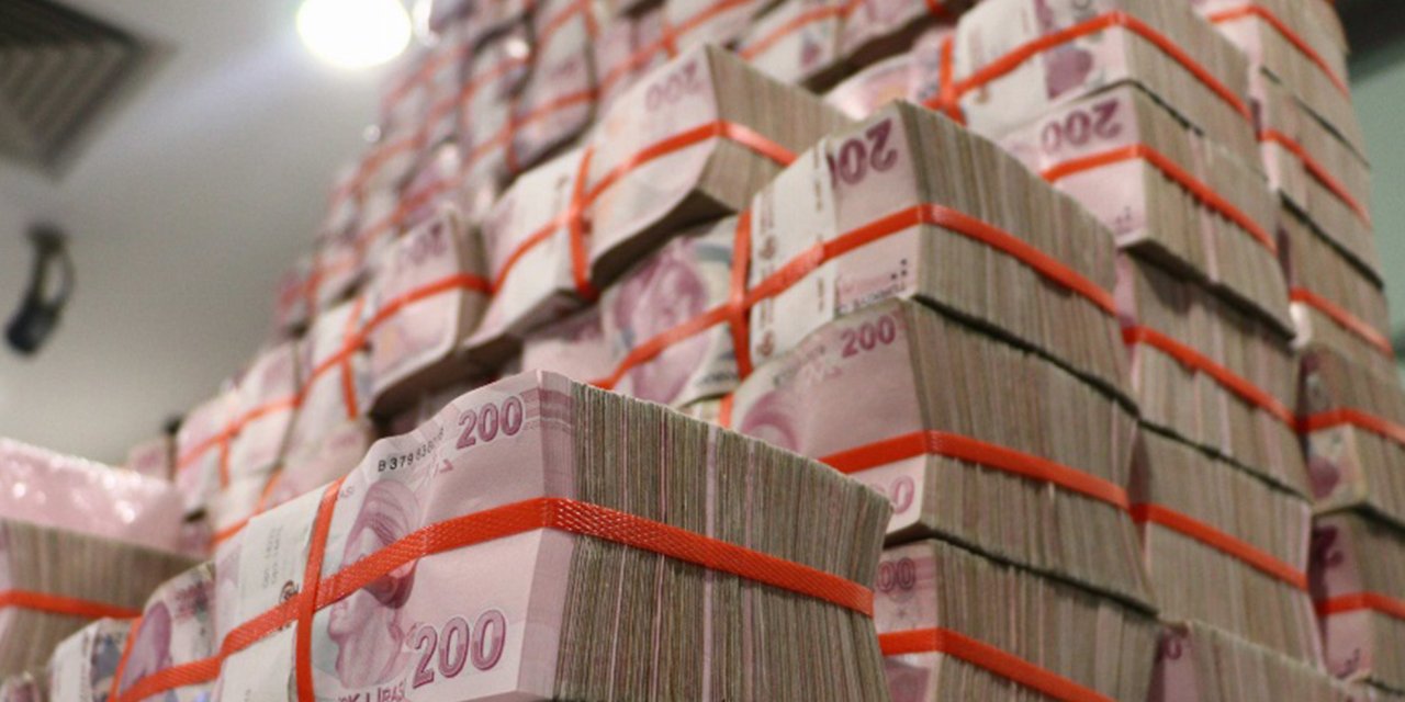 1 milyon TL'si olan hiç bir şey yapmadan 2 asgari ücret kazanıyor!  Mevduat faizleri yüzde 52'ye kadar çıktı