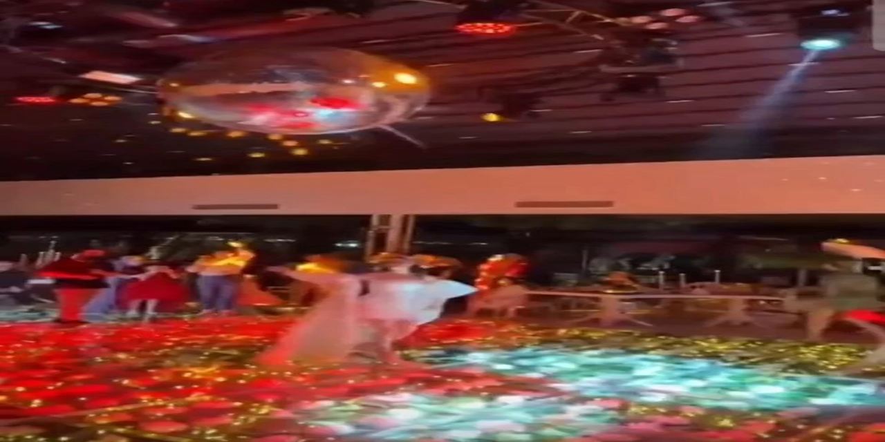 Düğün salonunda 'disko topu' faciası!