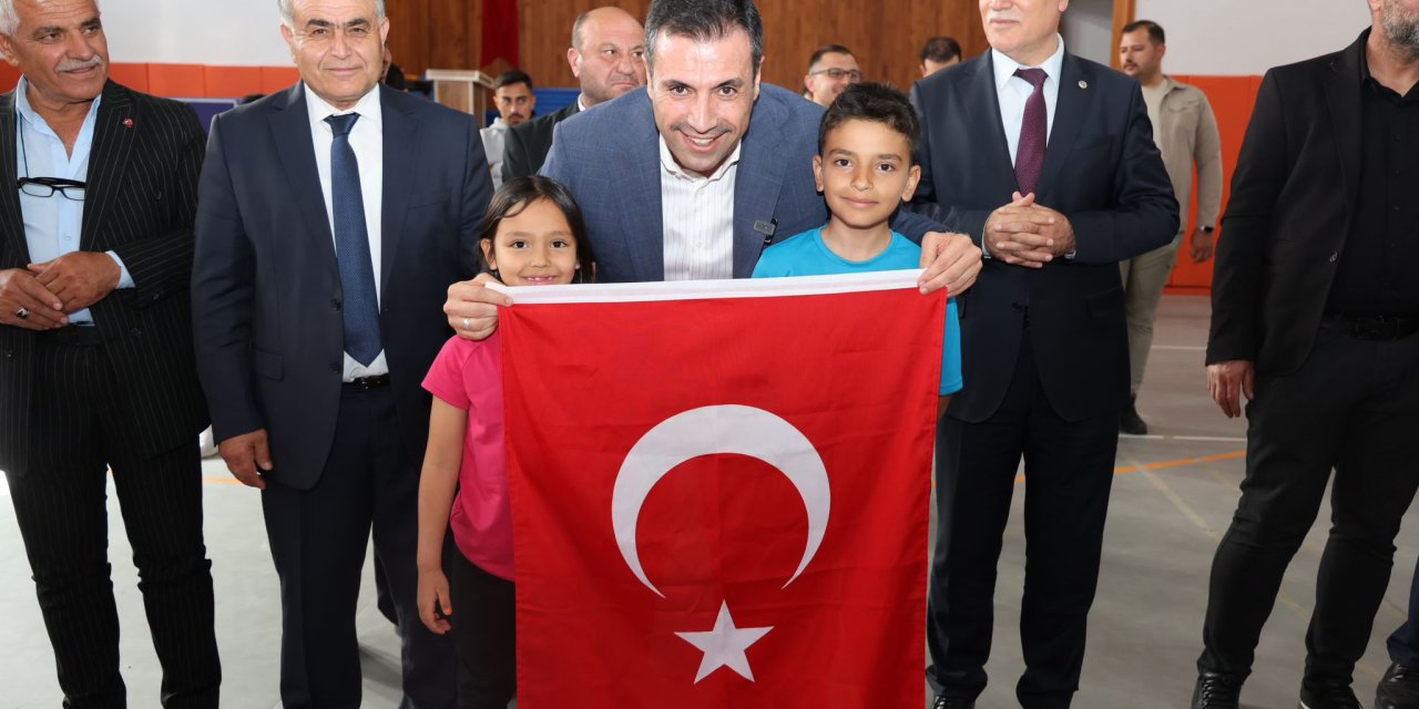 AK Parti Konya İl Başkanı Gökçen'den depremin merkez üssüne ziyaret