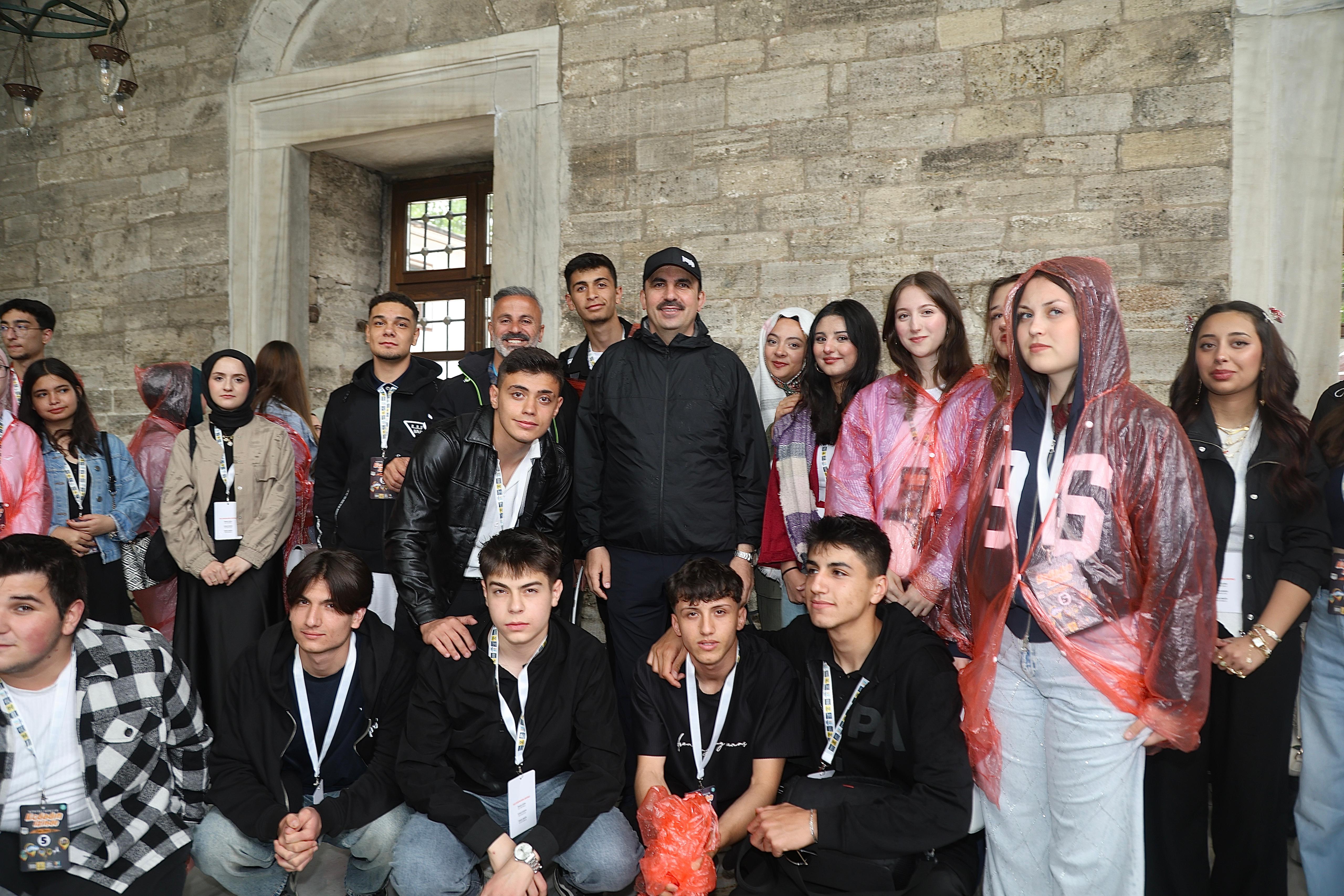 Konya'dan İstanbul’a Tarihi Yolculuk: 26 Bin Öğrenci Ecdadın İzinde