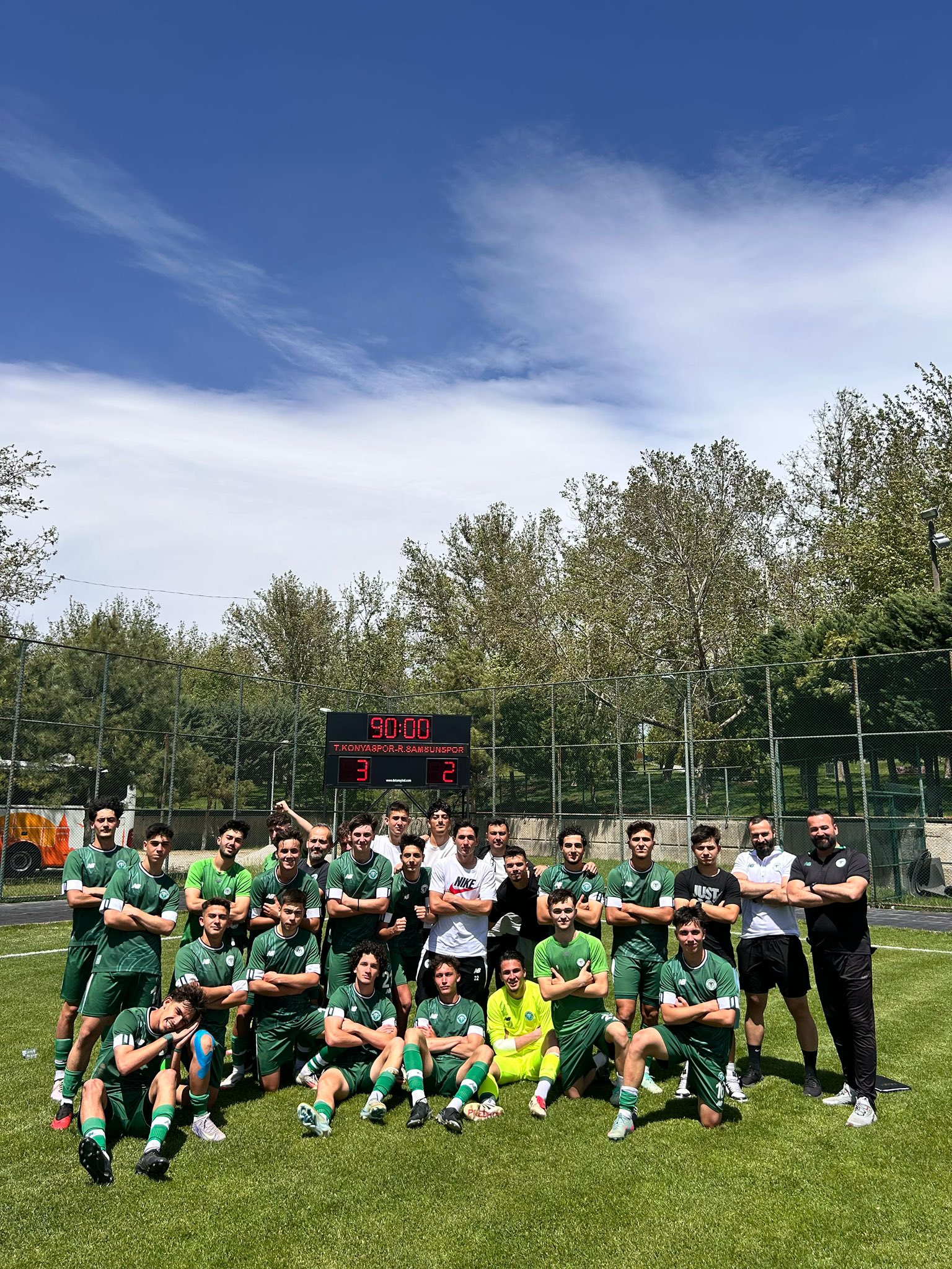 Konyaspor’un gençlerinden kritik galibiyet! Geriden gelip kazandılar