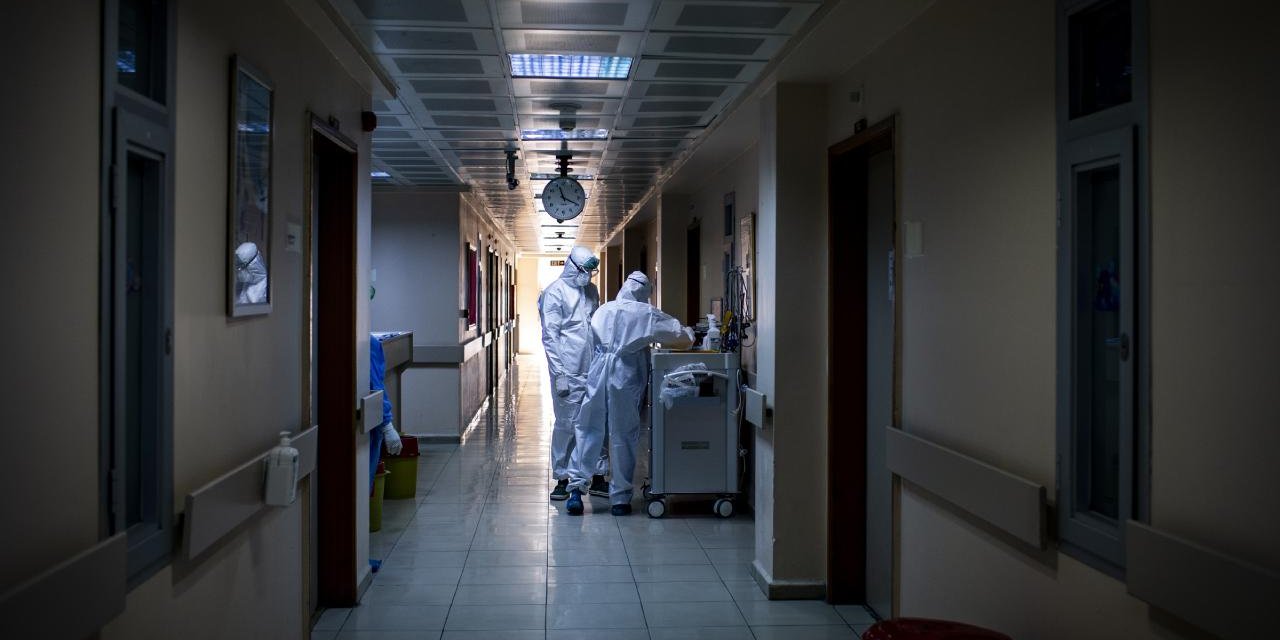 Koronavirüs geri mi dönüyor: Bir haftada 257'den 1100 vaka