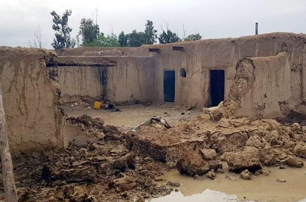 Pakistan'da gerçekleşen şiddetli fırtınada 25 kişi öldü