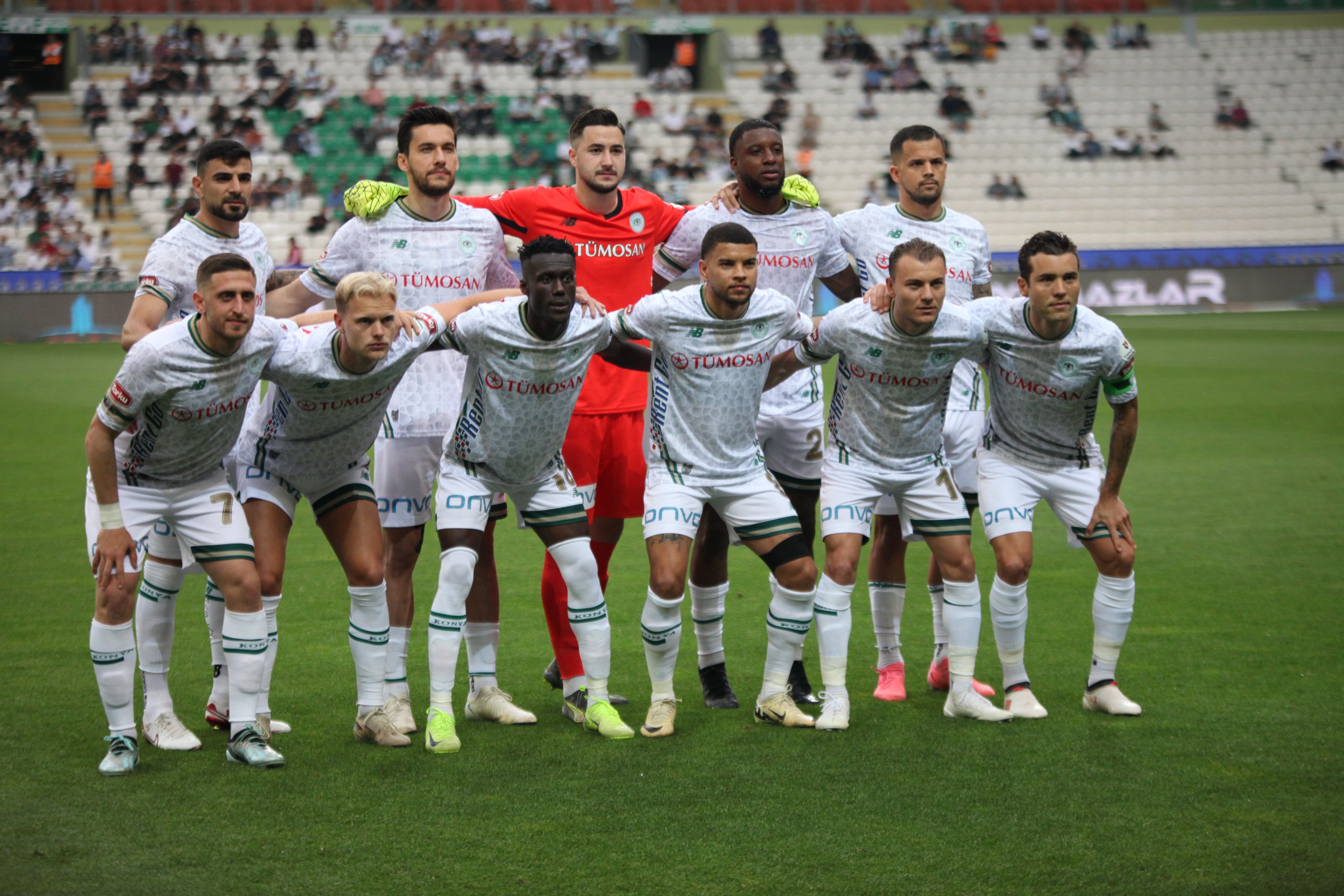Konyaspor, Fenerbahçe deplasmanında eksiklerle sahada
